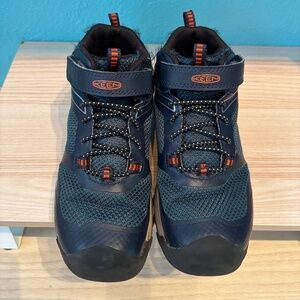 Keen Kids' Wander Mid Waterproof hiking boots US size 11